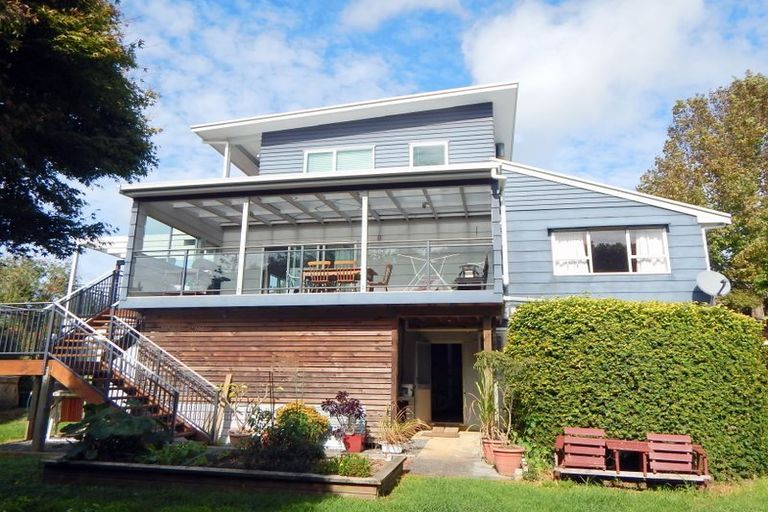 Photo of property in 84 Rangitane Loop Road, Kerikeri, 0294