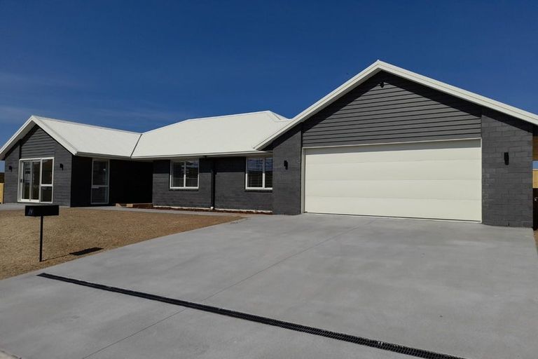 Photo of property in 29 Maru Terrace, Wharewaka, Taupo, 3330