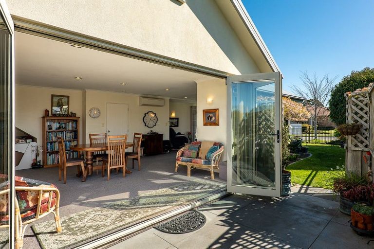Photo of property in 15 Becmead Drive, Harewood, Christchurch, 8051