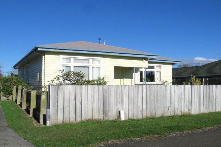 Photo of property in 12 Rata Street, Roslyn, Palmerston North, 4414