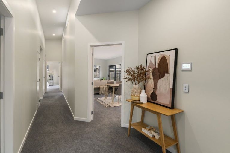 Photo of property in 10a Queenwood Road, Levin, 5510