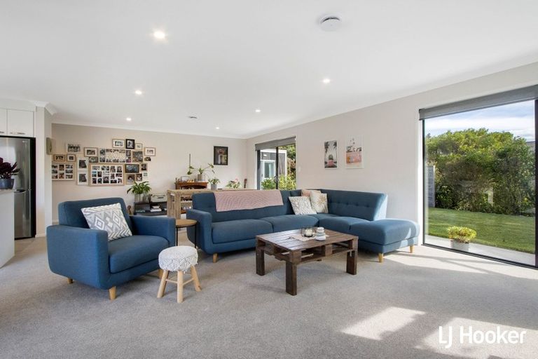 Photo of property in 11 Ian Place, Waihi Beach, 3611
