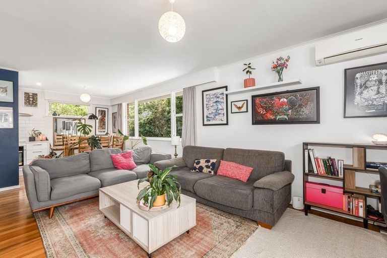 Photo of property in 2/159 Muritai Road, Eastbourne, Lower Hutt, 5013