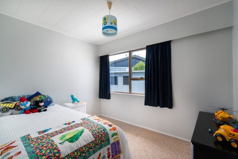 Photo of property in 93 Richmond Avenue, Richmond Heights, Taupo, 3330