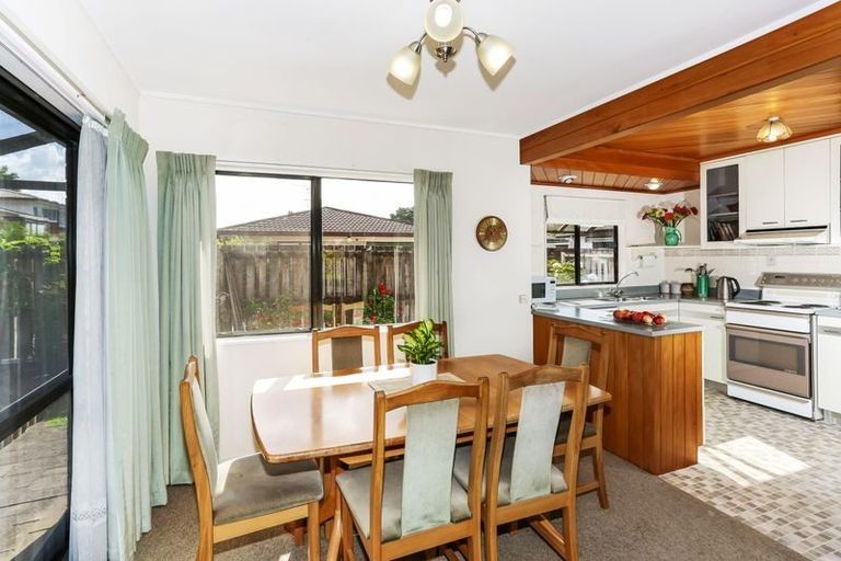 Photo of property in 2/15 Don Street, Papakura, 2110