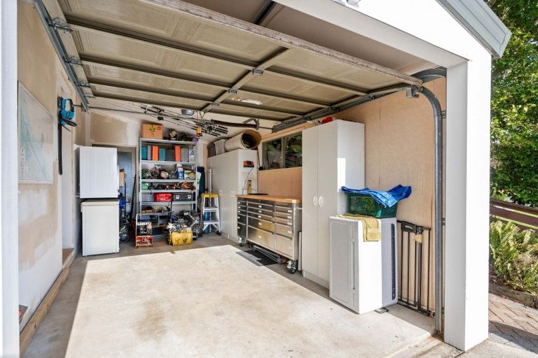 Photo of property in 15b Seymour Place, Bellevue, Tauranga, 3110