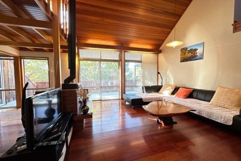 Photo of property in 48 Cheriton Road, Mellons Bay, Auckland, 2014