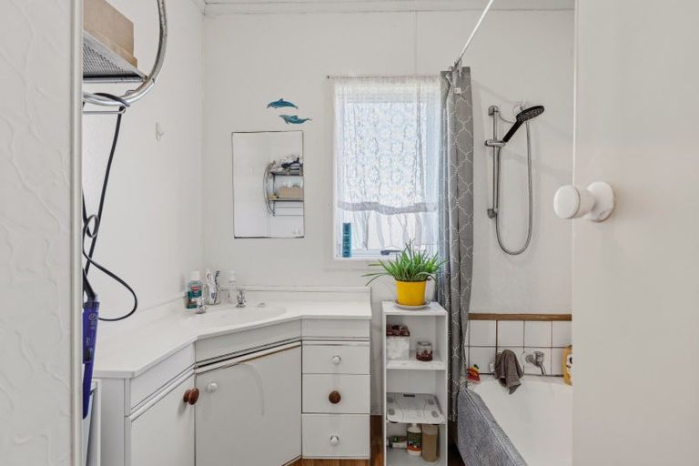 Photo of property in 2 Ettrick Place, Tokoroa, 3420