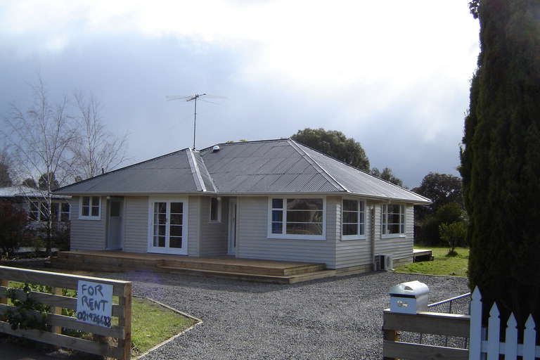 Photo of property in 84 Jellicoe Street, Martinborough, 5711