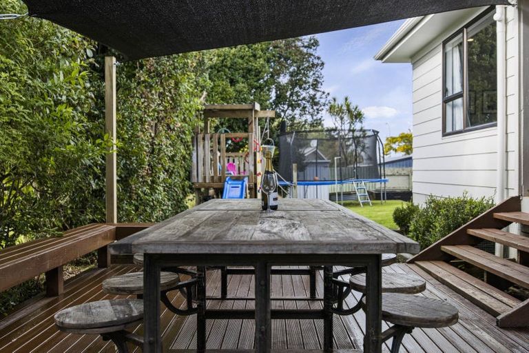 Photo of property in 7 Leaming Place, Clarks Beach, 2122