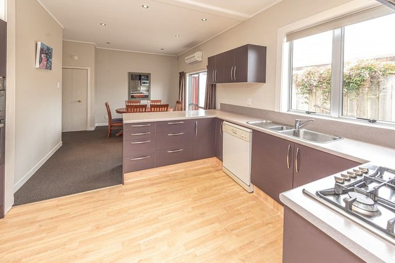 Photo of property in 3 Moore Avenue, Tawhero, Whanganui, 4501