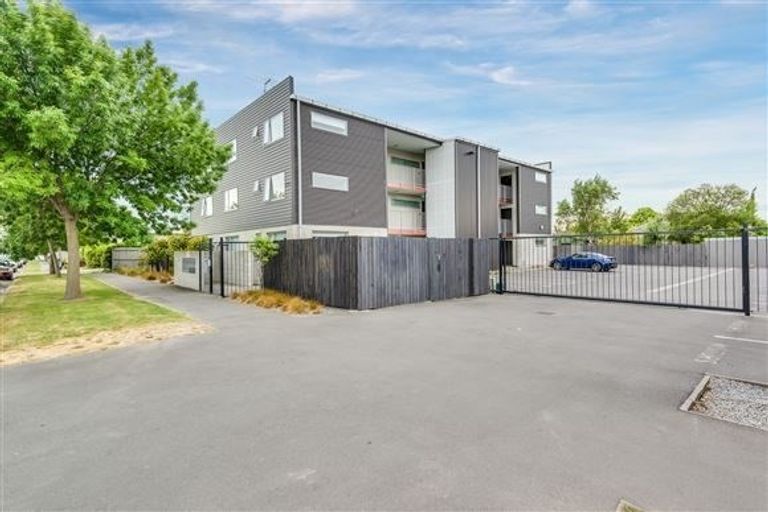 Photo of property in 2/20 Stanmore Road, Phillipstown, Christchurch, 8011