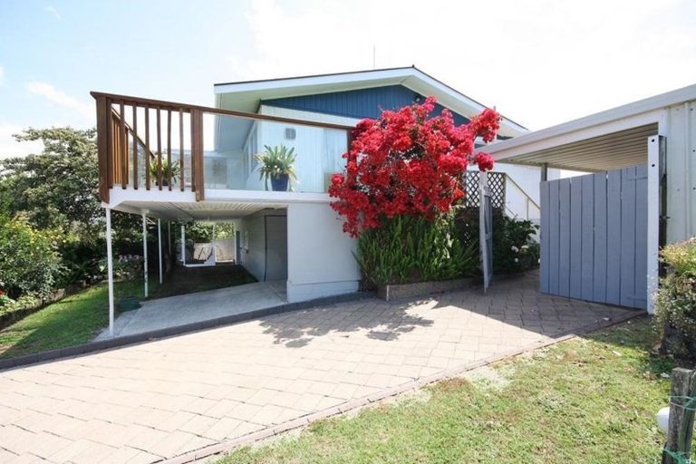 Photo of property in 201 Chartwell Avenue, Whangamata, 3620