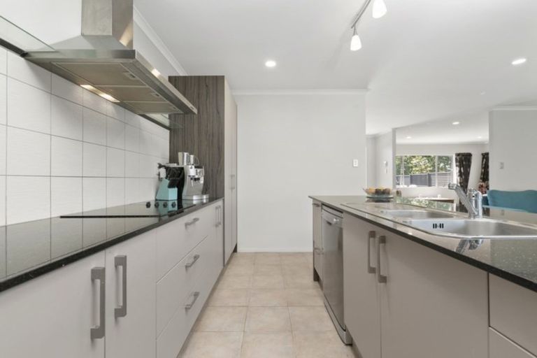 Photo of property in 77 Condor Drive, Pyes Pa, Tauranga, 3112