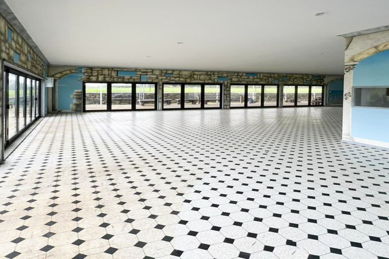 Photo of property in 337a Clarks Beach Road, Clarks Beach, Pukekohe, 2679