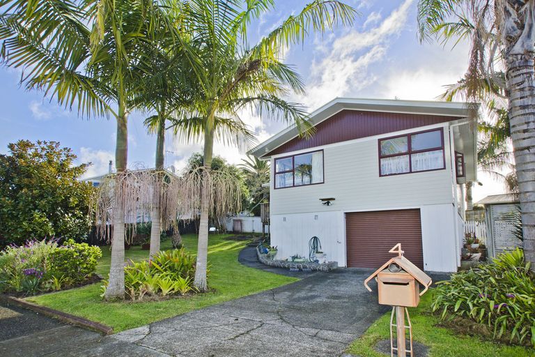 Photo of property in 4 Winston Street, Tikipunga, Whangarei, 0112