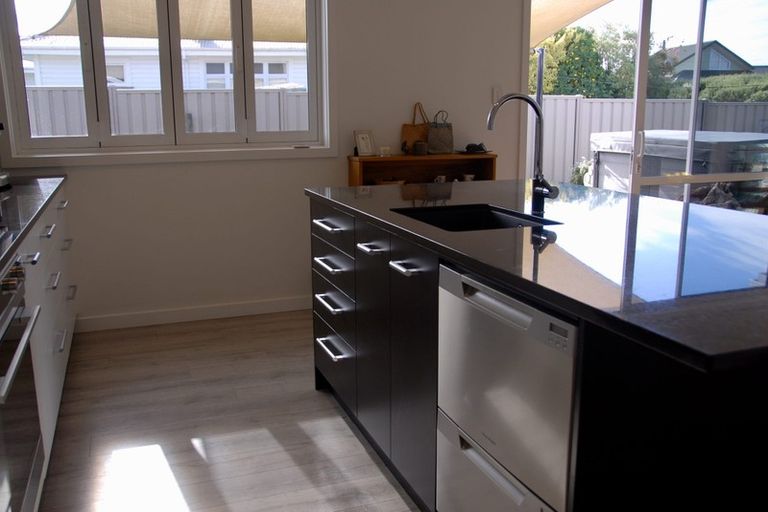 Photo of property in 76 York Avenue, Tamatea, Napier, 4112