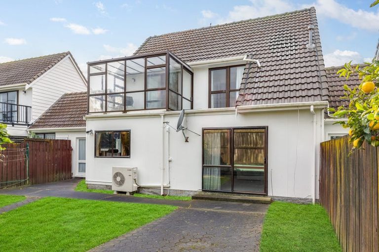 Photo of property in 6/49 Mana Esplanade, Paremata, Porirua, 5026