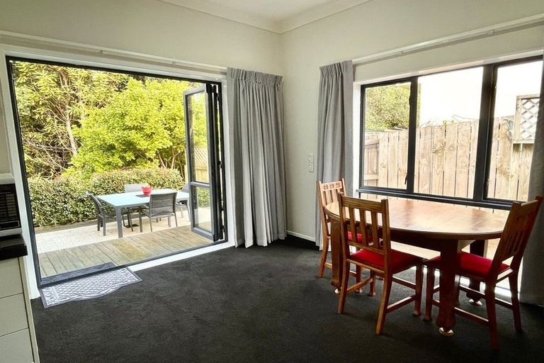 Photo of property in 14 Guildford Place, Bethlehem, Tauranga, 3110