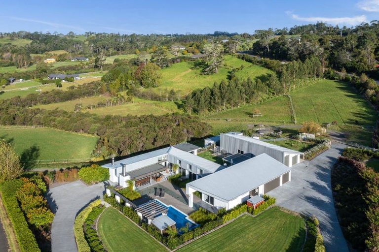 Photo of property in 153h Green Road, Dairy Flat, Albany, 0792