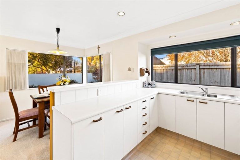 Photo of property in 1/25 Rathgar Road, Henderson, Auckland, 0610