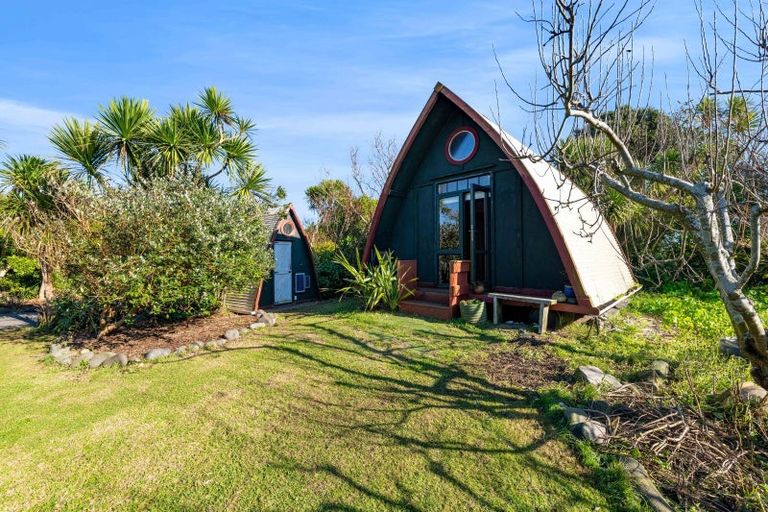 Photo of property in 7091 South Road, Warea, New Plymouth, 4381