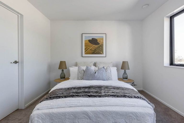 Photo of property in 44c Bruce Road, Glenfield, Auckland, 0629