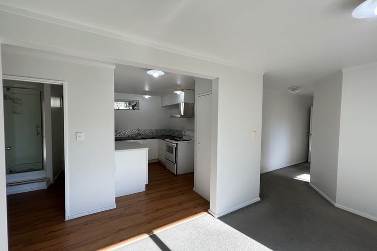 Photo of property in 1/114 Verran Road, Birkdale, Auckland, 0626