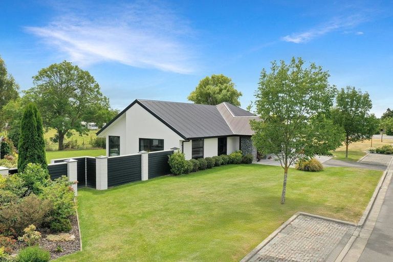 Photo of property in 2 Alton Place, Allenton, Ashburton, 7700