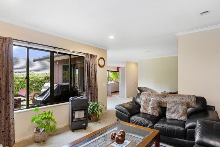 Photo of property in 43 Kinloch Drive, Bethlehem, Tauranga, 3110