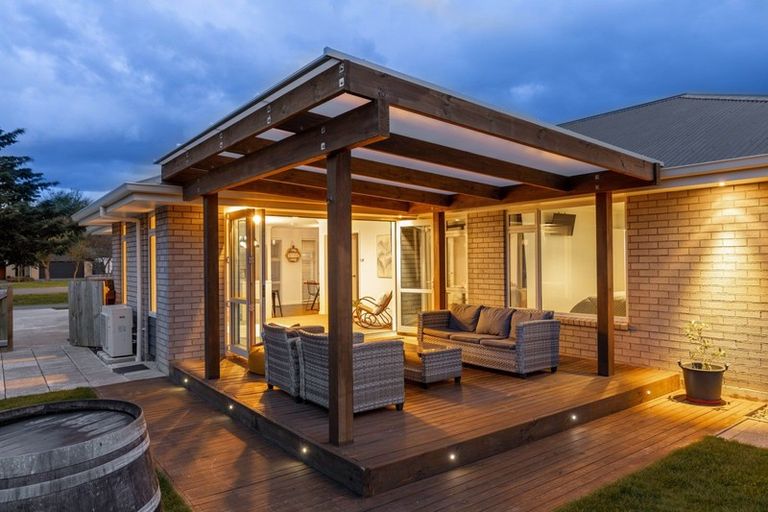 Photo of property in 142 Taylor Pass Road, Witherlea, Blenheim, 7201