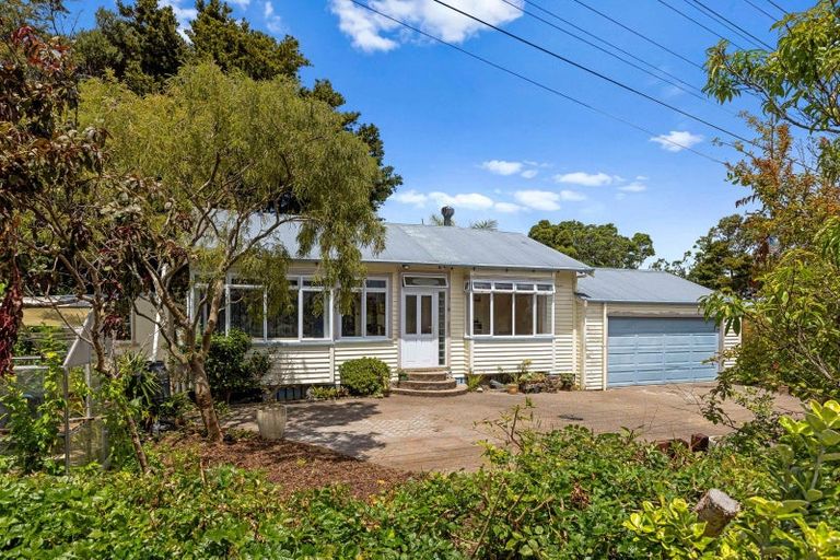 Photo of property in 23 Old North Road, Orewa, 0931