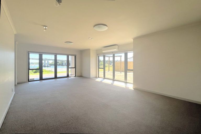 Photo of property in 17d Pakuranga Road, Pakuranga, Auckland, 2010