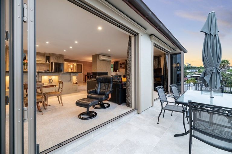 Photo of property in 16 Riddington Rise, Ohauiti, Tauranga, 3112