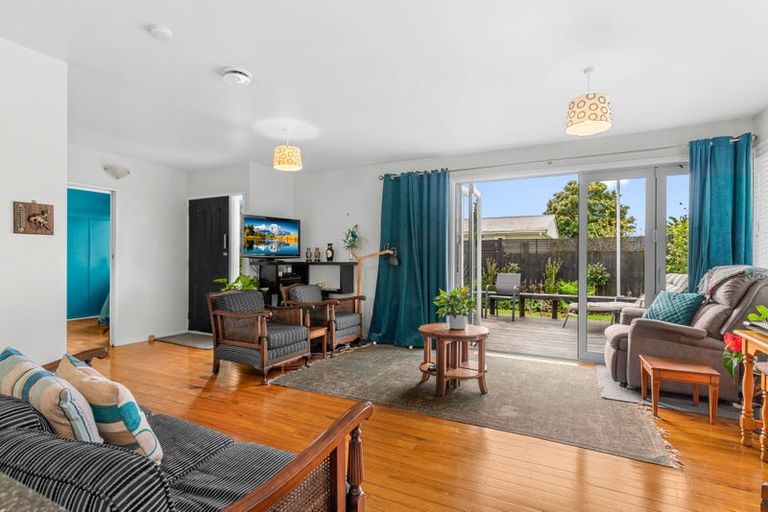 Photo of property in 170 One Tree Point Road, One Tree Point, 0118