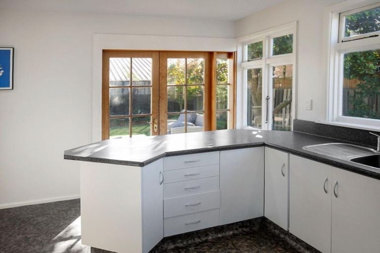 Photo of property in 1/206 Springfield Road, St Albans, Christchurch, 8014