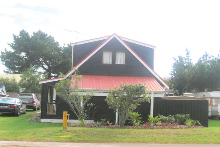 Photo of property in 235 Waimaire Avenue, Matarangi, Whitianga, 3592