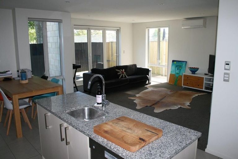 Photo of property in 9b Pavilion Crescent, Hillmorton, Christchurch, 8024