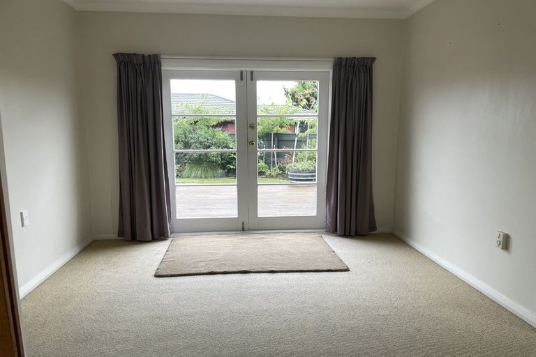 Photo of property in 11 College Street, Awapuni, Palmerston North, 4412