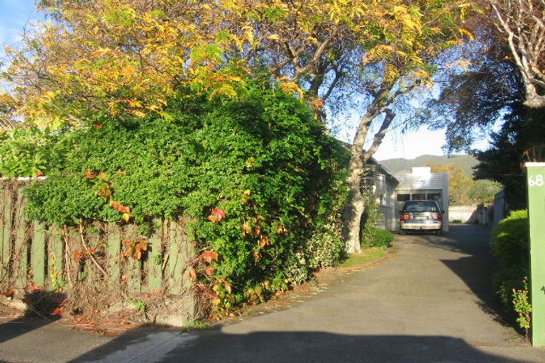 Photo of property in 2/68 Hautana Street, Woburn, Lower Hutt, 5010