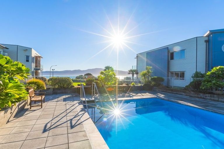 Photo of property in 31/4u Seaview Road, Paraparaumu Beach, Paraparaumu, 5032