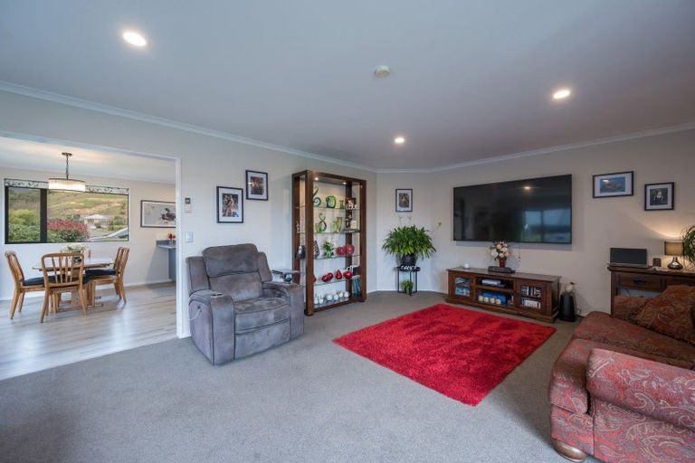 Photo of property in 338 Suffolk Road, Stoke, Nelson, 7011