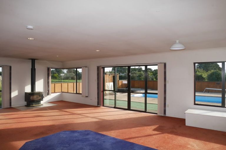 Photo of property in 12 Te Horo Beach Road, Te Horo, Otaki, 5581