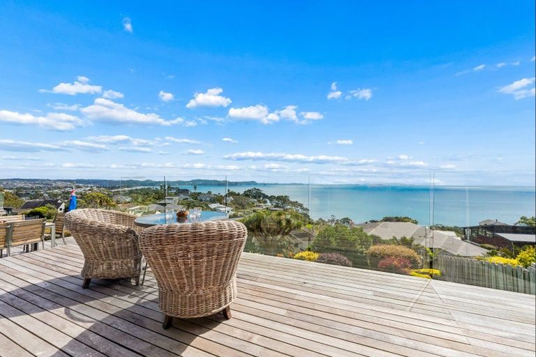 Photo of property in 6 Durness Place, Red Beach, 0932
