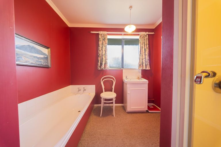 Photo of property in 31 Ahuriri Heights, Omarama, 9412