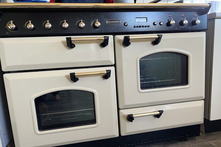 Photo of property in 14 Commodore Avenue, Flagstaff, Hamilton, 3210