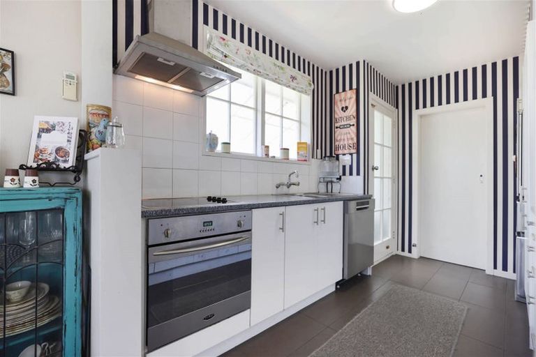 Photo of property in 25 Buckleys Terrace, Tinwald, Ashburton, 7700