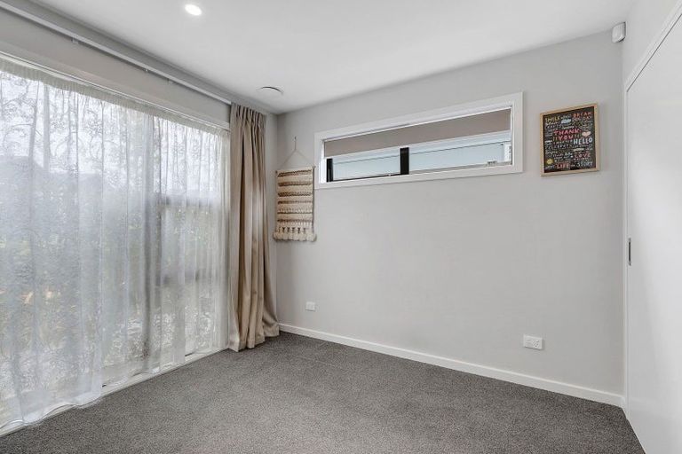 Photo of property in 48 Karearea Avenue, Kenepuru, Porirua, 5022