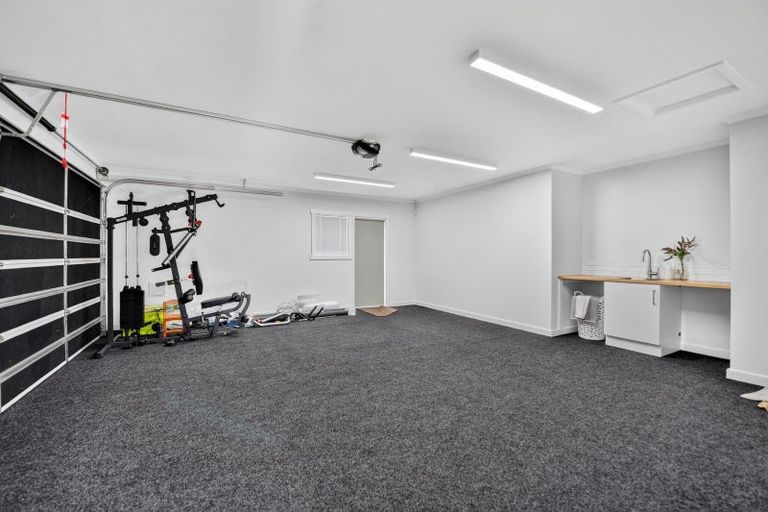 Photo of property in 92 Maanihi Drive, Rototuna North, Hamilton, 3210