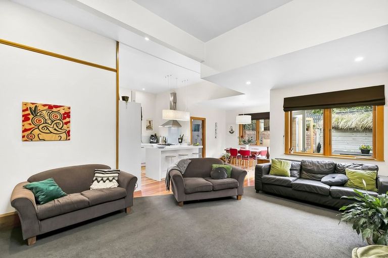 Photo of property in 37 Herald Street, Berhampore, Wellington, 6023